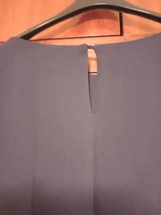 Vestido azul con volantes