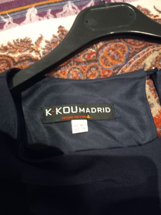 Vestido azul con volantes