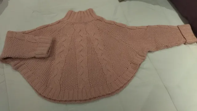 Jersey tipo Poncho Brotes Rosa Talla 8 años