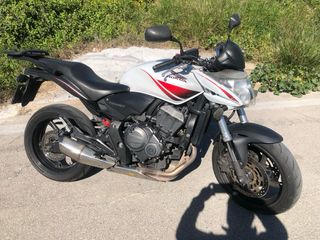 Honda CB 600 Hornet 2010 Blanca y Roja