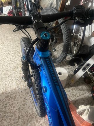 Bicicletta Elettrica Giant 540Wh Batteria Cambio Ele