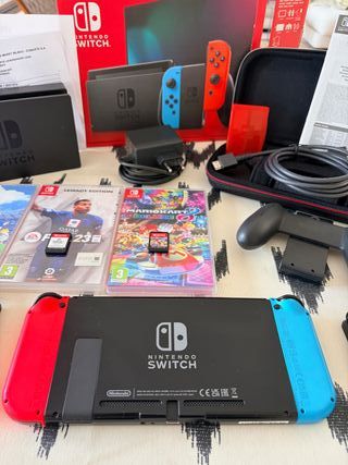 Nintendo Switch + Funda consola+ 3 Juegos