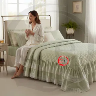 Trapuntino matrimoniale con volant e pizzo