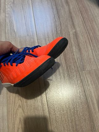 Zapatillas fútbol sala T. 36 Naranja/Azul
