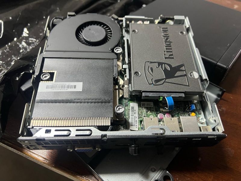 Dos Mini PC HP ProDesk 600 G2 Negro afbeelding 2