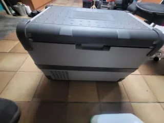 Nevera Portátil WAECO CFX-50 12V/220V