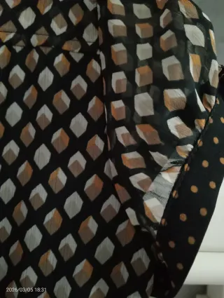 Vestido estampado manga corta