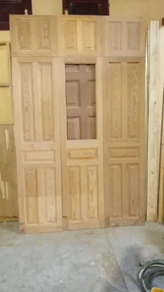 Frente de armario de madera