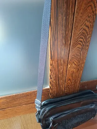 Bolso Adidas negro charol