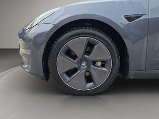 Tesla Model 3 Gran Autonomía 4WD 366 kW (498 CV)