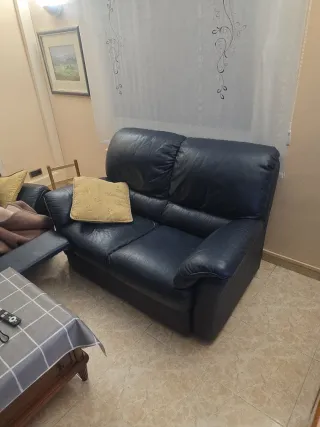 Sofá de 2 plazas azul de piel