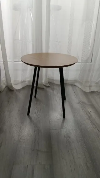 Mesa redonda madera y metal