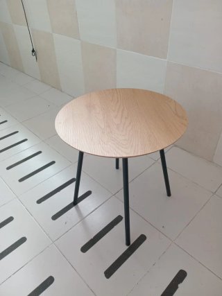 Mesa redonda madera y metal