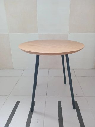 Mesa redonda madera y metal