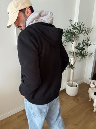 Sudadera Jack & Jones con capucha negra