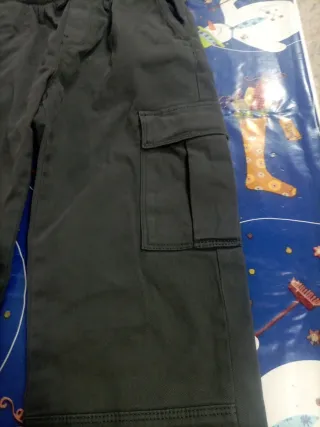 Pantalón cargo niño verde