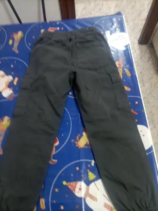 Pantalón cargo niño verde