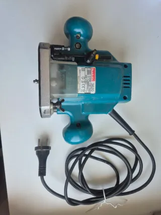 Fresadora Makita 3620 860W