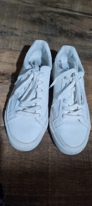 Zapatillas Blancas ZARA