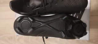 Zapatillas Fútbol Nike Phantom Talla 41 Nuevas