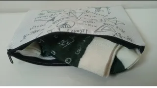 Pack Regalo: Neceser y Calcetines Matemáticos