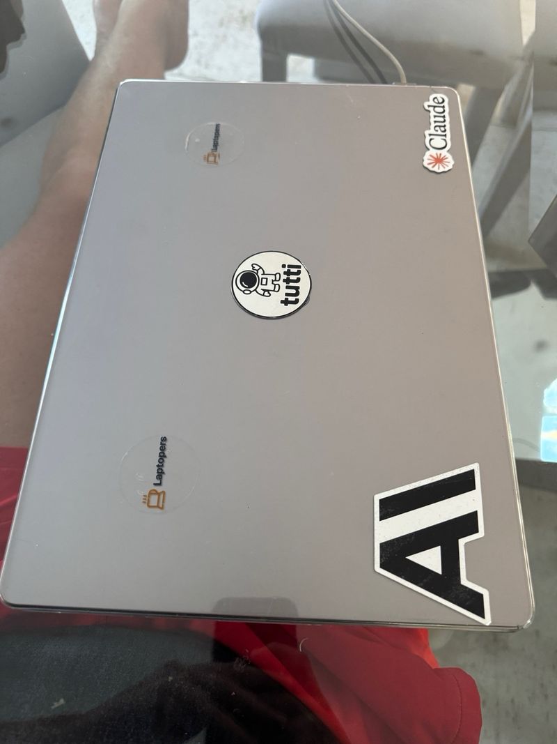 Apple MacBook Pro M2 Pro Gris Espacial Portatil afbeelding 2