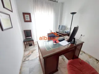 Casa con Garaje cerca del centro de Córdoba