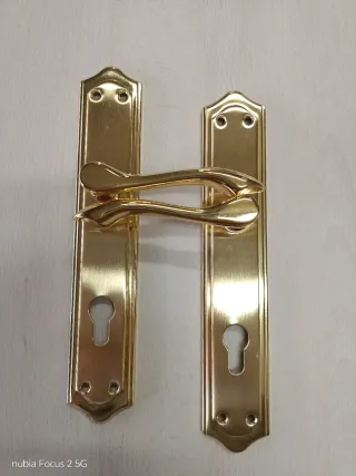 Manivelas para puerta