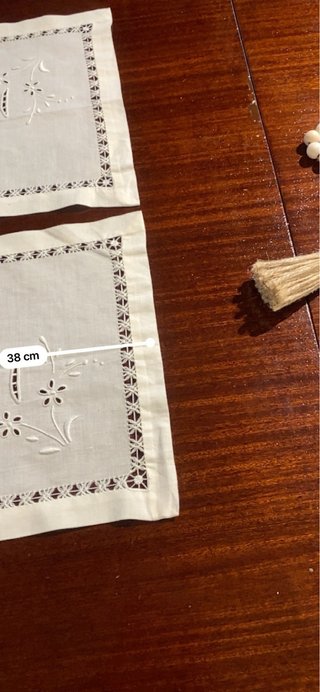 Paninhos decorativos em linho fino