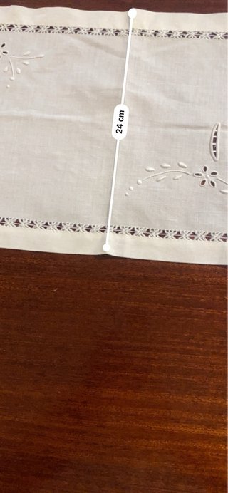 Paninhos decorativos em linho fino