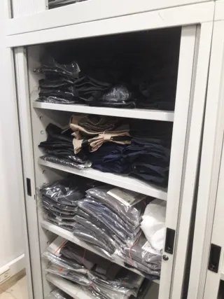 Lote 71 Camisetas Algodón Colores Negro y Azul