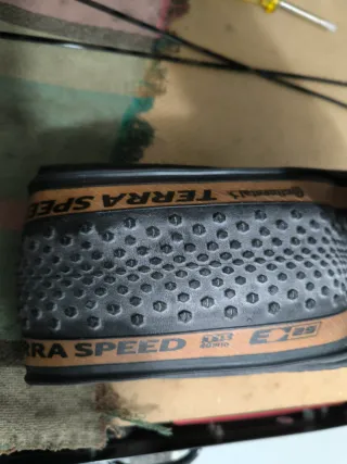 Cubiertas Gravel Continental Terra Speed 700*40