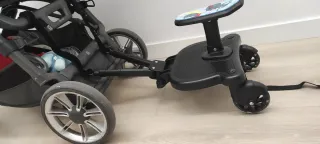 Patinete universal para carrito de bebé con LED
