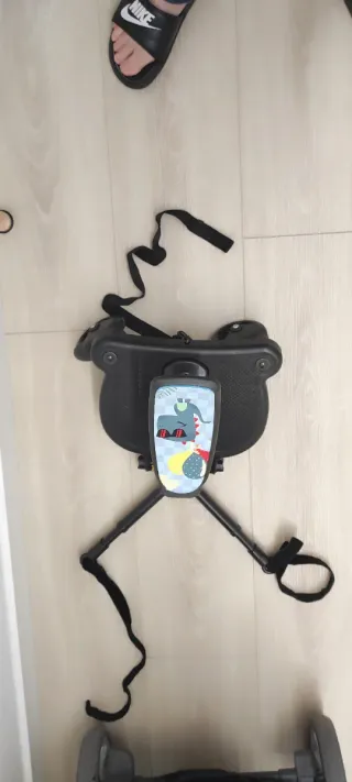 Patinete universal para carrito de bebé con LED