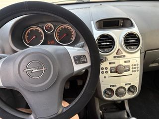 Opel Corsa 2010