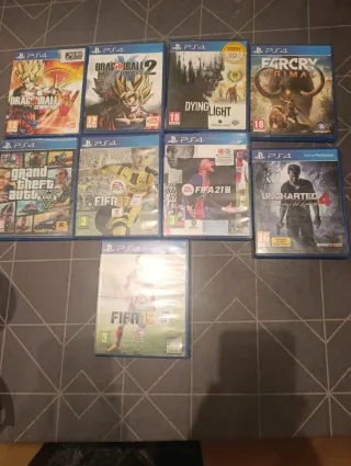PS4 (PlayStation 4) Negra + 9 Juegos