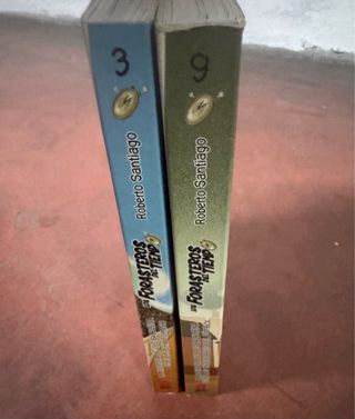 Dos Libros de Los forasteros del tiempo