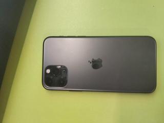 iPhone 11 Pro Grigio siderale. Prezzo negoziabile.