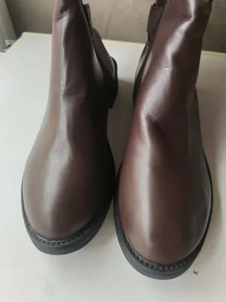 Botas altas marrones muy poco uso