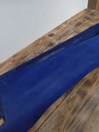 Piel de vacuno con estampado de leopardo