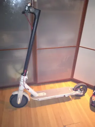 Patinete Eléctrico Xiaomi M365