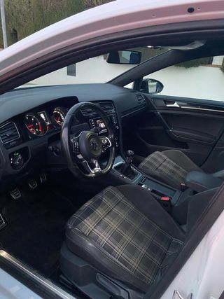 VOLKSWAGEN GOLF 7 GTD