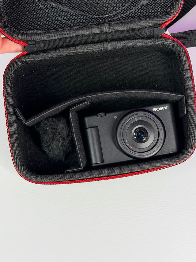 Sony ZV-1F + Estuche