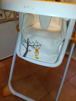 Silla de comer para bebé con diseño de jirafa
