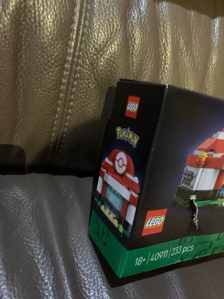 LEGO Mini Pokémon Center 40911