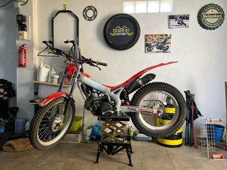 Beta Rev3 Trial Moto