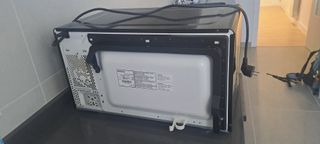 Microondas con grill y puerta espejo