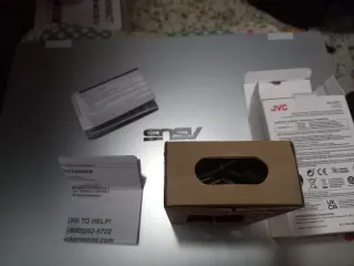 Auriculares inalámbricos JVC Gumy mini HA-ZS5T