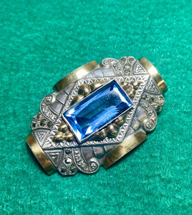 Broche joya Art Deco plata, marquesitas y espinela