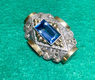 Broche joya Art Deco plata, marquesitas y espinela